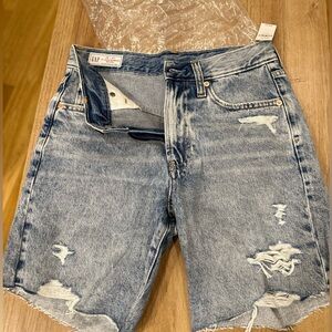 Long Gap Jean Shorts